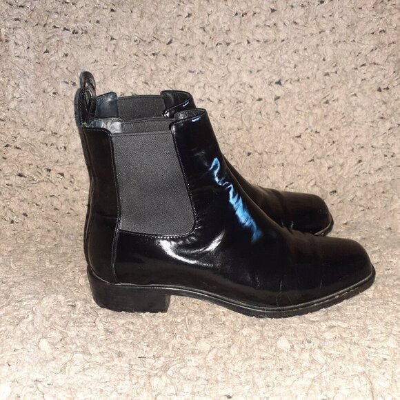 MAXMARA-Black Patent Leather Ankle Boots-Pull-On-Sz 36/6-Excellent - Picture 4 of 8